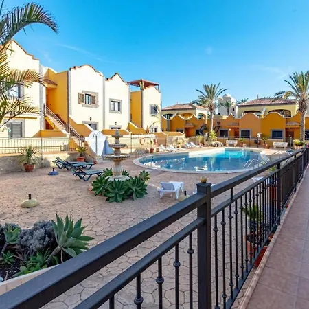 Sea View Luxury - Playa Del Duque Apartmán